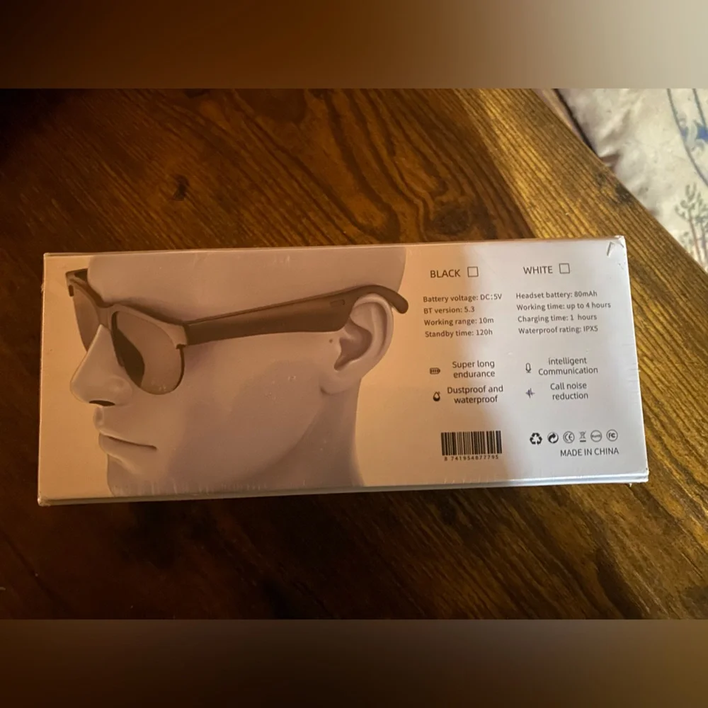 Wireless Bluetooth headset Audio Glasses New never been opened